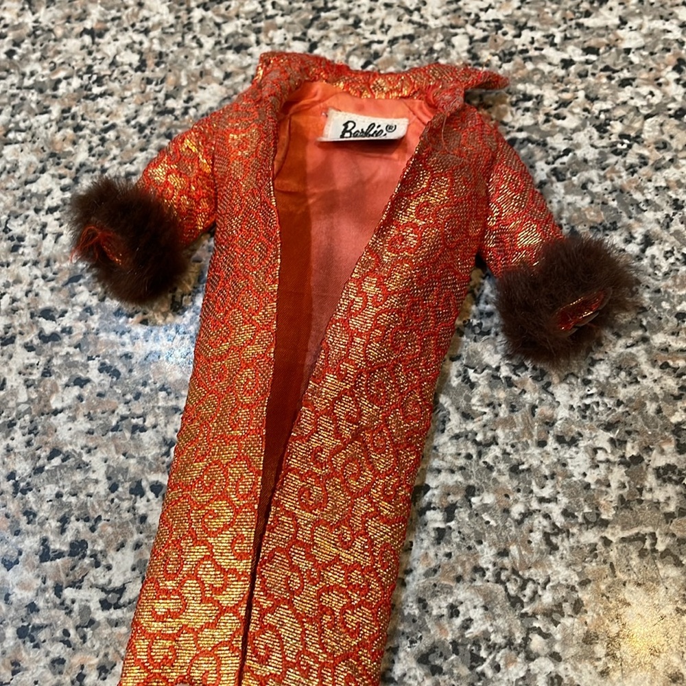 1960s vintage platinum blonde, Barbie doll / beautiful brocade 2 piece outfit - Picture 3 of 13